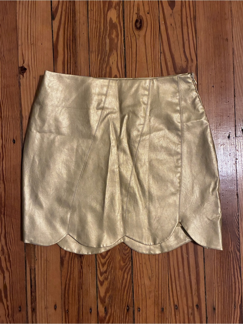 Metallic Gold Leather Look Scallop Hem Mini Skirt
